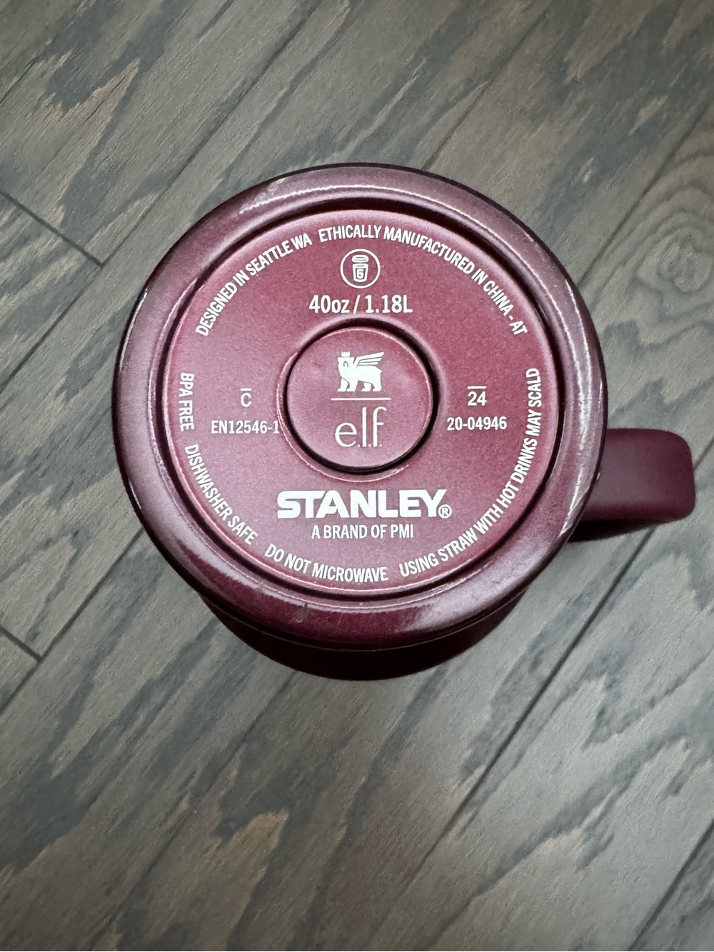 Stanley Burgundy flowstate quencher h2.0 40oz ELF cosmetics collab new - Picture 2 of 4